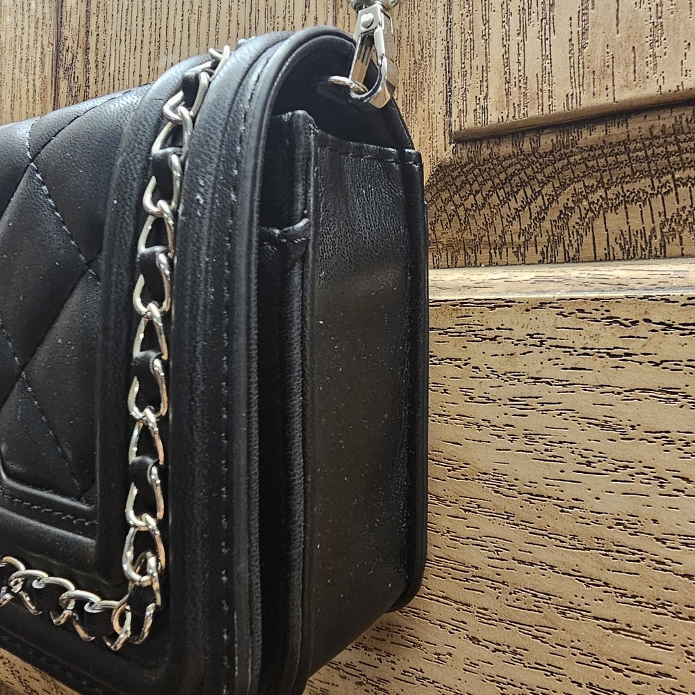 Badgley Mischka Black Quilted Chain Strap Crossbody Handbag NWT - Picture 8 of 15